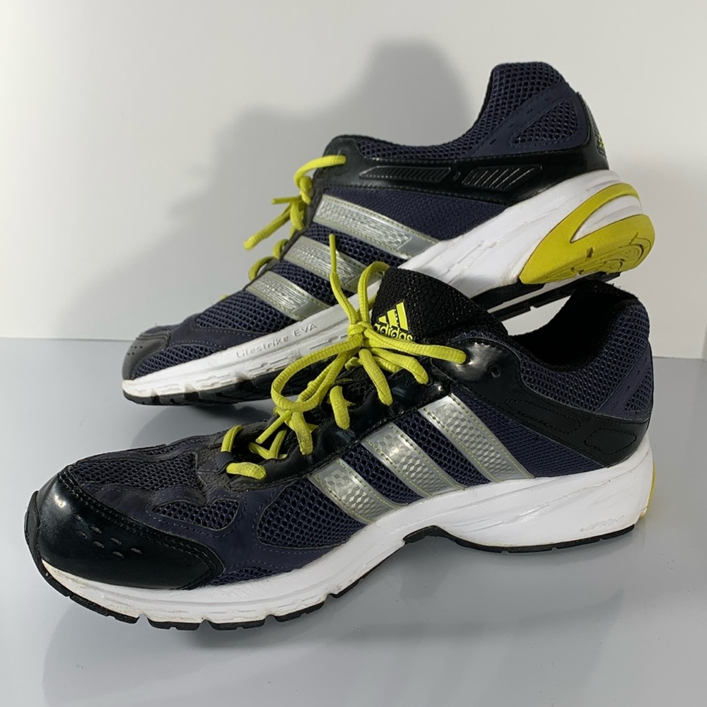 Adidas men’s running shoes size 10